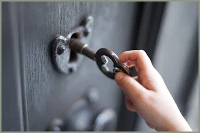Locksmith Solution Services South Milwaukee, WI 262-343-8161 - 68-44-7